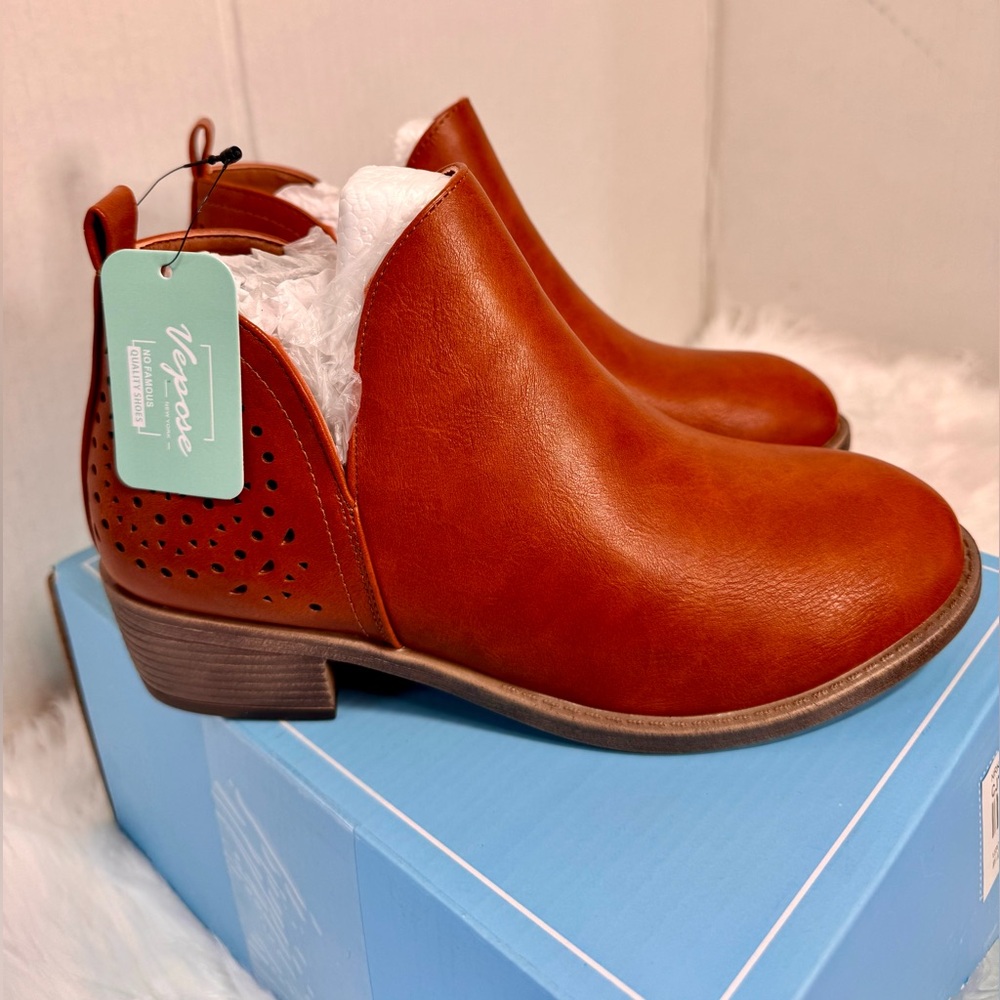 Vepose Cognac Leather Perforated Low Heel Ankle Booties